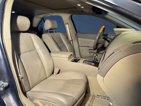 Used 2005 Cadillac STS V8 w/ Preferred Equipment Group RWD image 22