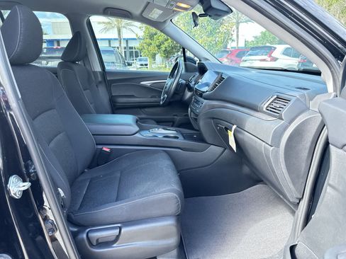 Used 2024 Honda Ridgeline Sport image 17