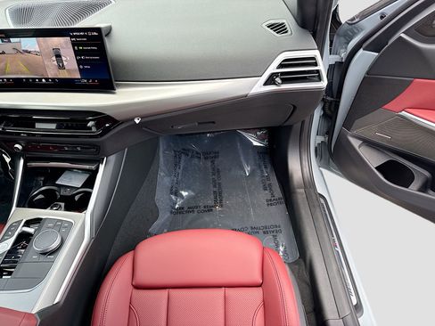 New 2026 BMW 330i Sedan w/ M Sport Package RWD image 18
