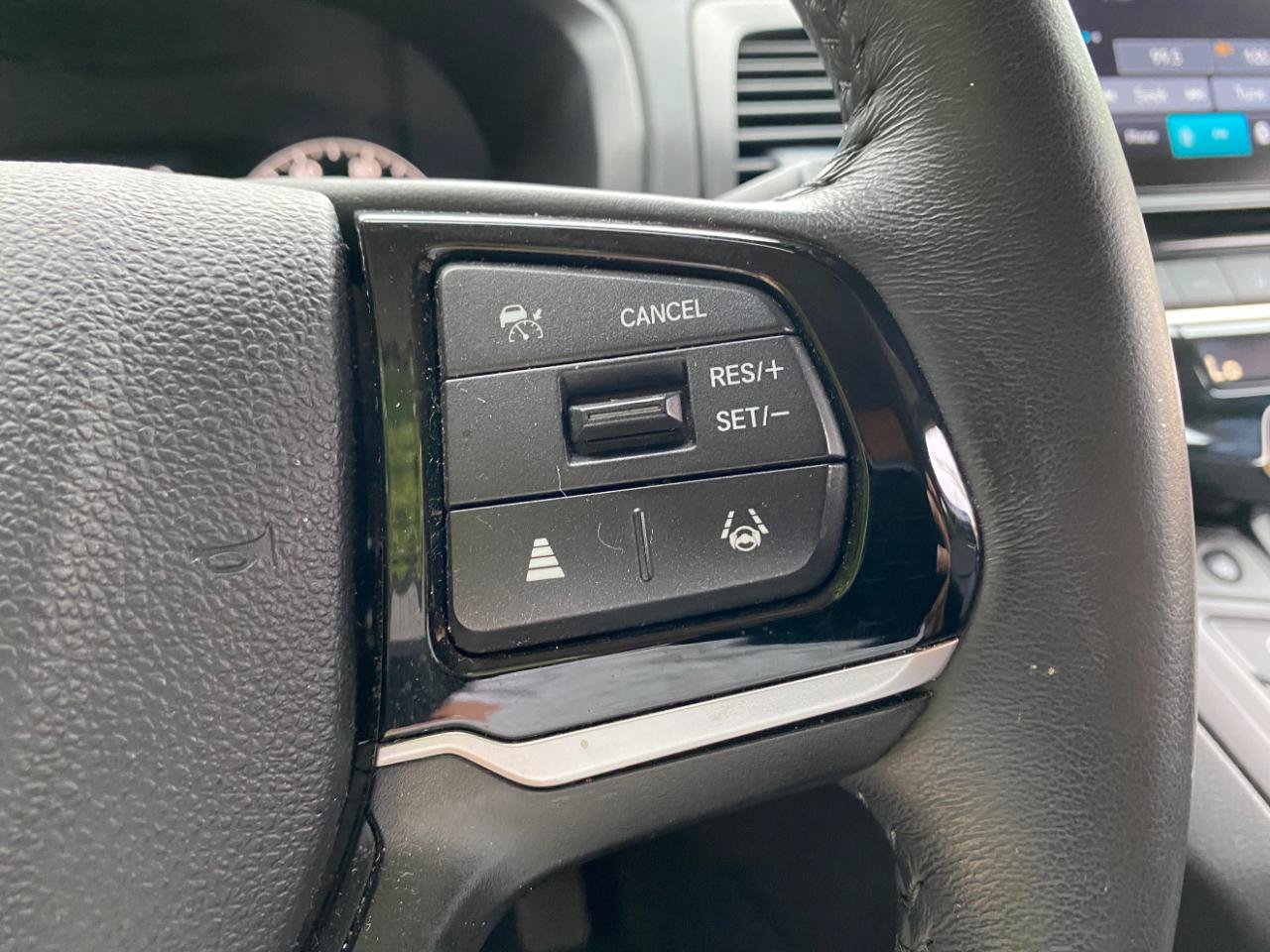 Used 2025 Honda Odyssey EX-L image 63
