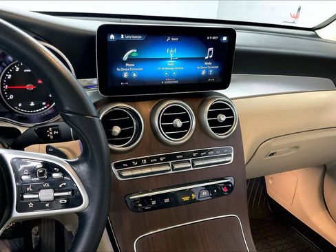 Used 2022 Mercedes-Benz GLC 300 4MATIC image 9