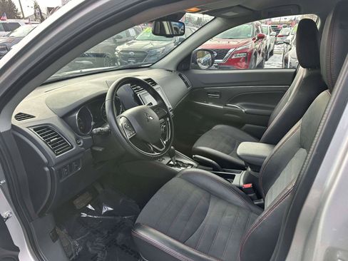 Used 2024 Mitsubishi Outlander Sport AWD image 13