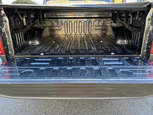 Used 2017 Ford F150 Lariat w/ Equipment Group 502A Luxury image 64