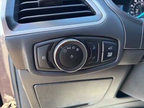 Certified 2024 Ford Edge SEL w/ Sport Appearance Package image 22