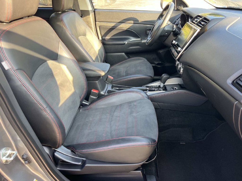 Used 2024 Mitsubishi Outlander Sport SE AWD/4WD image 24