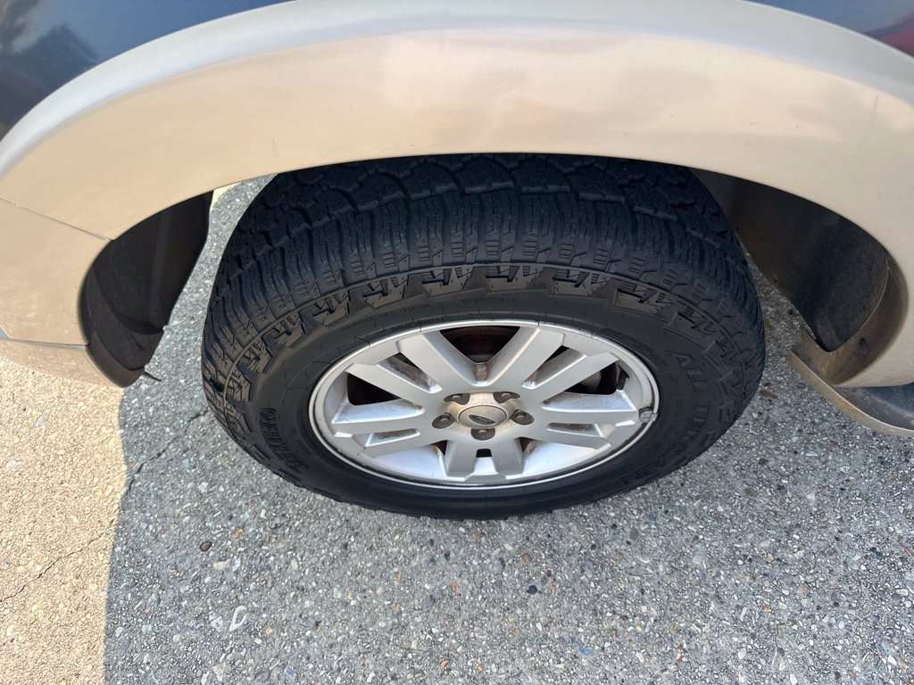 Used 2010 Ford Explorer Eddie Bauer RWD image 20