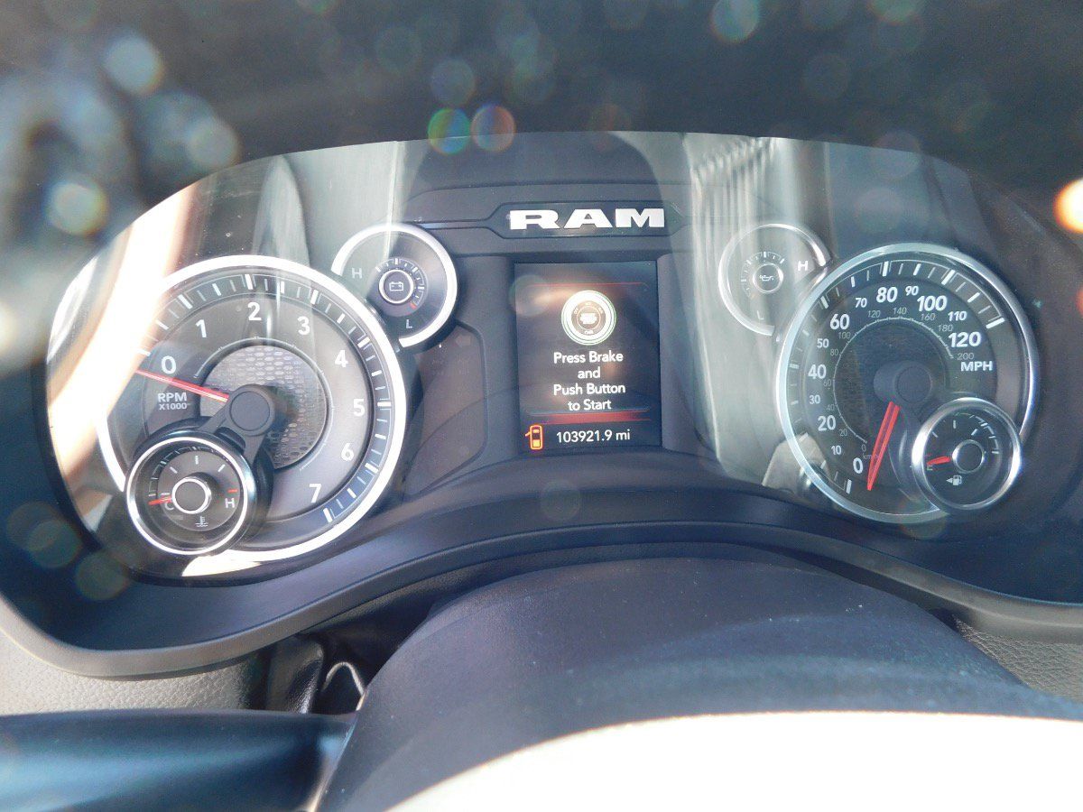 Used 2024 RAM 1500 Big Horn AWD/4WD image 8