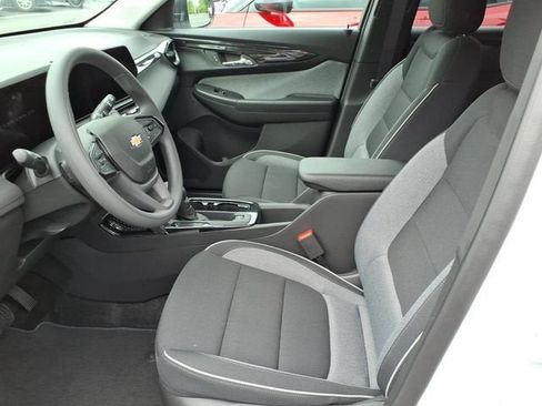New 2026 Chevrolet TrailBlazer LS w/ LS Convenience Package FWD image 6