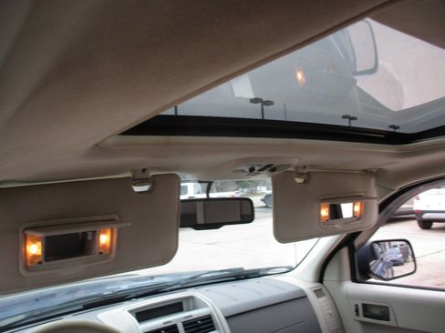 Used 2008 Ford Escape XLT image 24