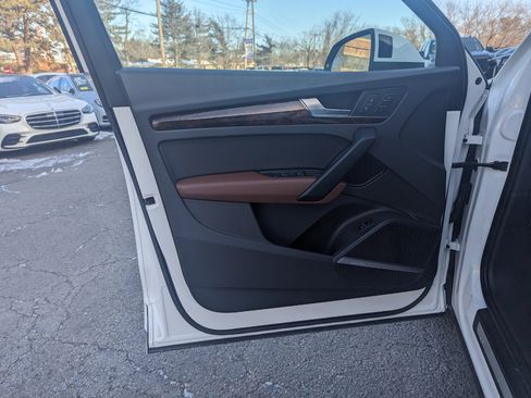 Used 2018 Audi Q5 2.0T Premium Plus image 12