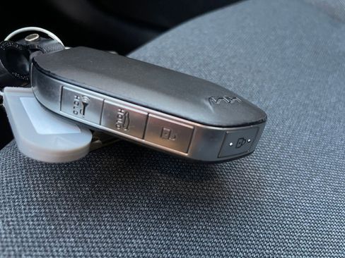 Used 2025 Kia K4 LXS image 21