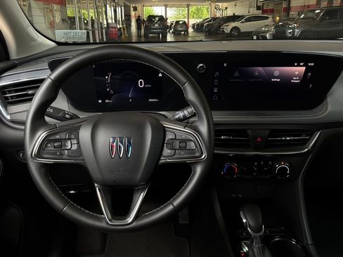 Used 2025 Buick Encore GX Preferred FWD image 12