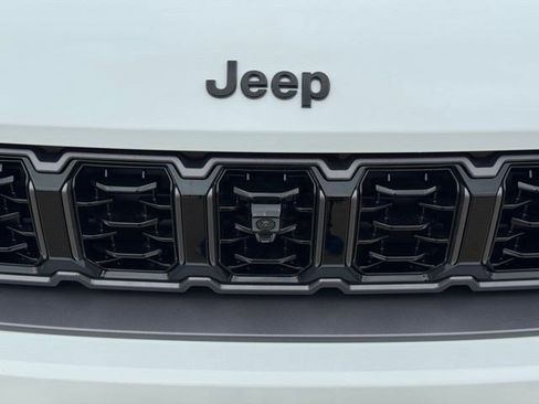 New 2026 Jeep Grand Cherokee L Limited AWD/4WD image 40