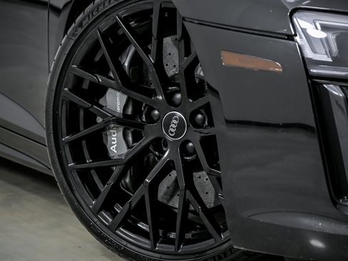 Used 2017 Audi R8 V10 plus image 4