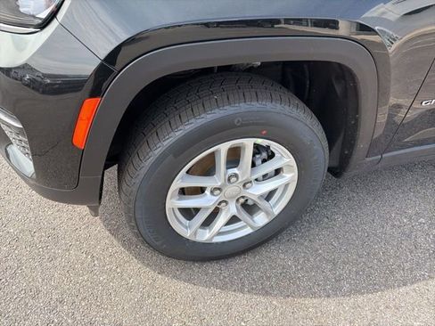 New 2026 Jeep Grand Cherokee Laredo X AWD/4WD image 7