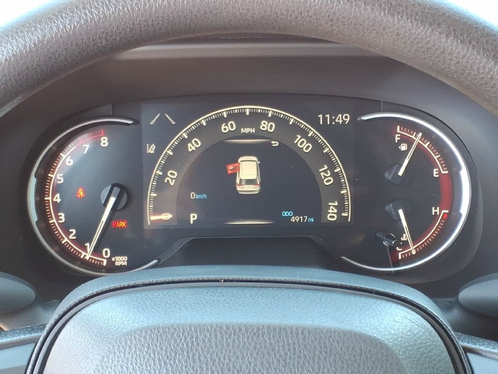 Certified 2025 Toyota RAV4 LE FWD image 14