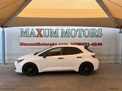 Used 2022 Toyota Corolla SE image 3