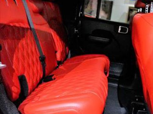 Used 2018 Jeep Wrangler Unlimited Sport S image 15