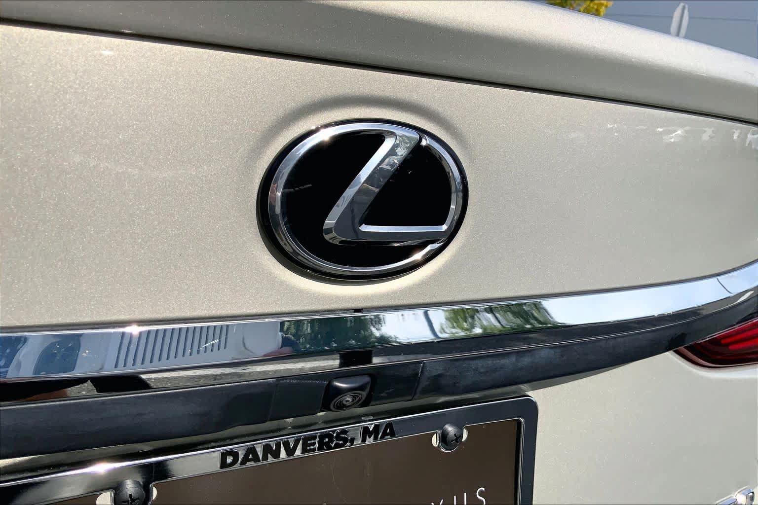 Certified 2021 Lexus ES 350 w/ Premium Package FWD image 30