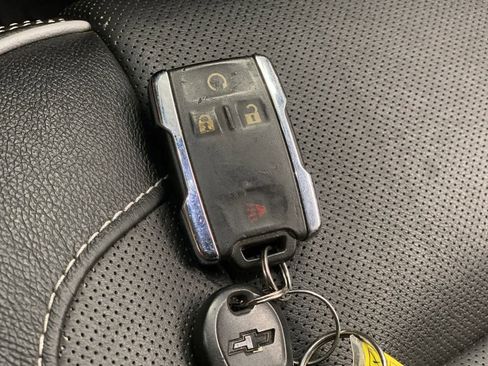 Used 2019 Chevrolet Silverado 2500 High Country w/ Duramax Plus Package image 27