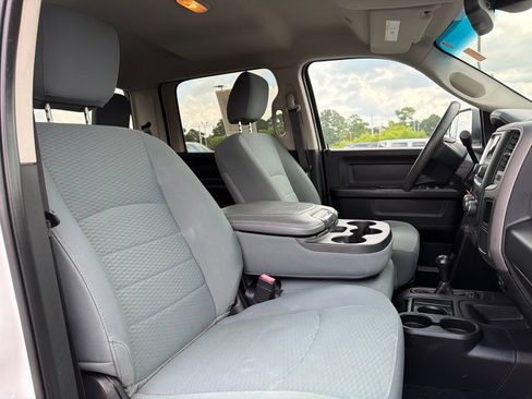 Used 2018 RAM 2500 Tradesman w/ Chrome Appearance Group AWD/4WD image 22