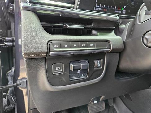 Used 2022 Cadillac Escalade Sport AWD/4WD image 27