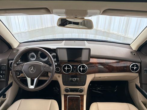 Used 2014 Mercedes-Benz GLK 350 4MATIC image 17