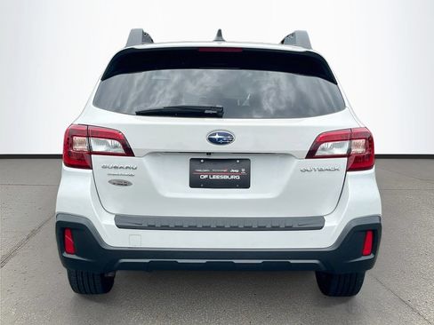 Used 2018 Subaru Outback 2.5i Limited AWD/4WD image 6