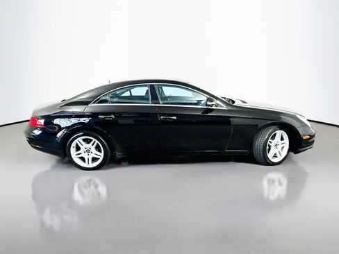 Used 2006 Mercedes-Benz CLS 500 image 8