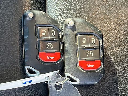 Used 2021 Jeep Gladiator Mojave image 29