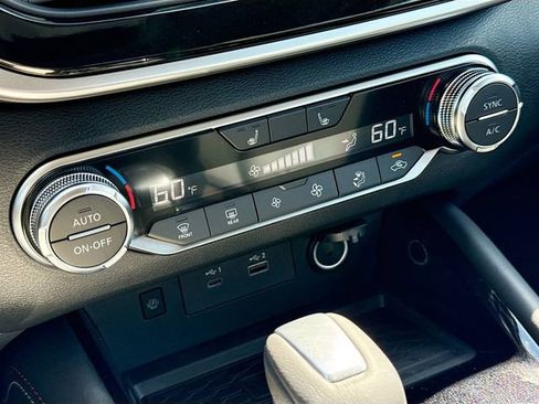 New 2025 Nissan Altima 2.5 SR w/ SR Premium Package image 10