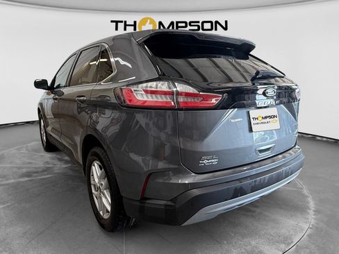 Used 2022 Ford Edge SEL AWD/4WD image 3