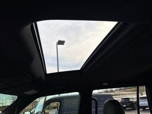 Certified 2024 INFINITI QX80 Sensory image 3