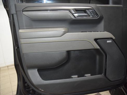 Used 2024 Chevrolet Silverado 1500 ZR2 image 47