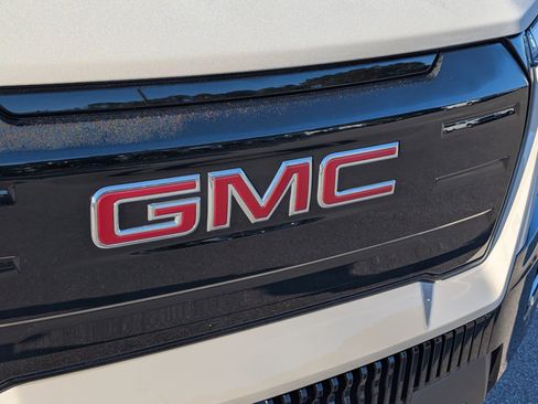 New 2026 GMC Sierra EV Elevation image 5
