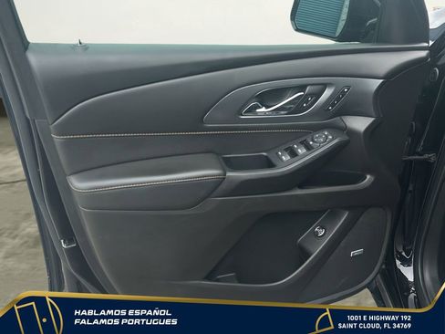 Certified 2021 Chevrolet Traverse Premier FWD image 10