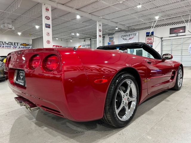 Used 2004 Chevrolet Corvette Convertible w/ Preferred Equipment Group RWD image 3