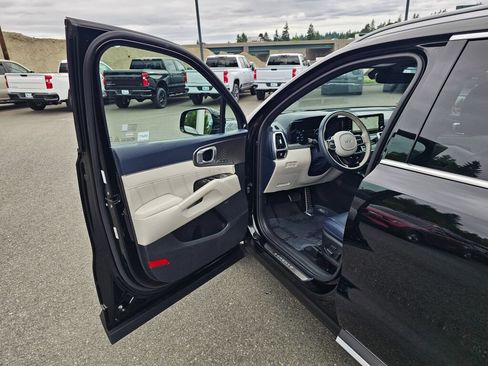 Certified 2023 Kia Sorento SX Prestige AWD/4WD image 21