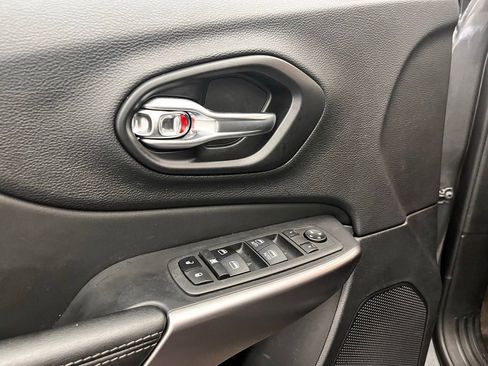 Used 2022 Jeep Cherokee Latitude Lux image 19