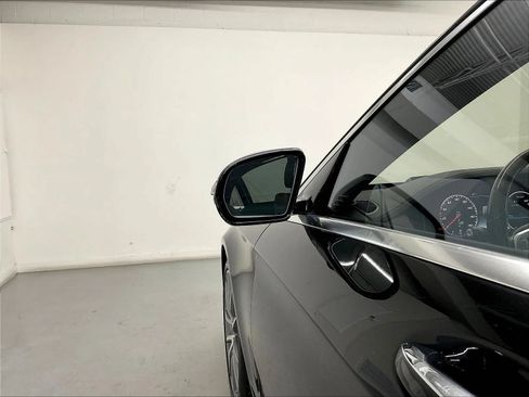 Used 2018 Mercedes-Benz S 560 4MATIC Sedan image 40