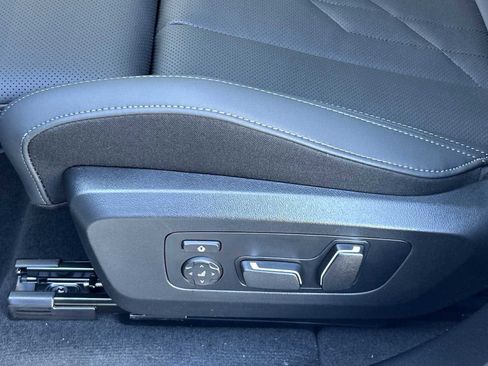 New 2026 BMW X3 xDrive30 w/ M Sport Package image 24