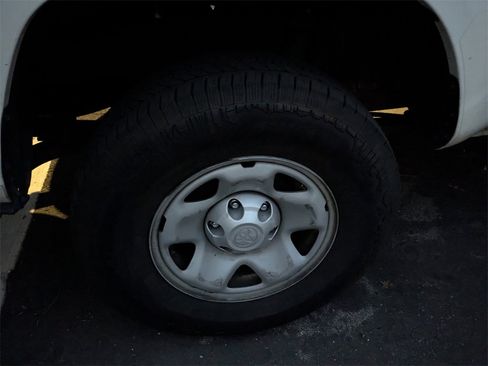 Certified 2022 Toyota Tacoma SR image 8