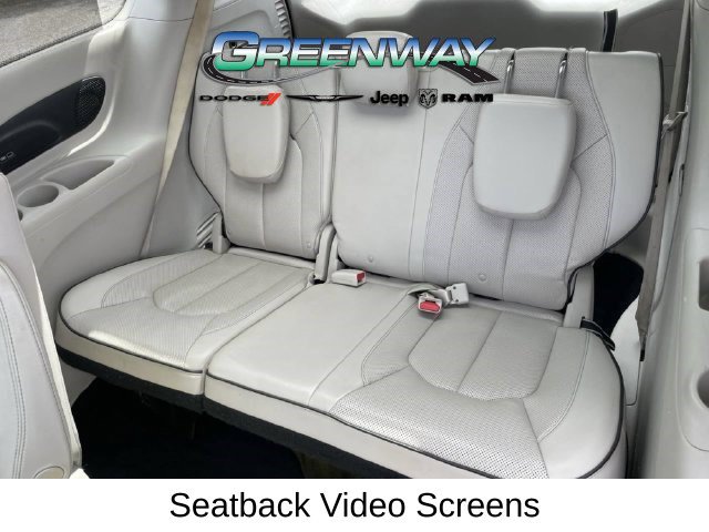 Used 2017 Chrysler Pacifica Platinum FWD image 21