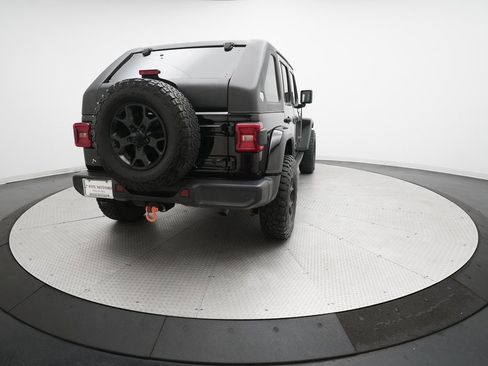 Used 2019 Jeep Wrangler Unlimited Sahara w/ Quick Order Package 24M Moab image 34