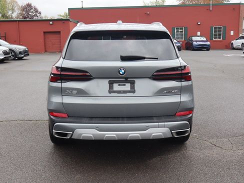 Used 2024 BMW X5 xDrive40i w/ Parking Assistance Package AWD/4WD image 6
