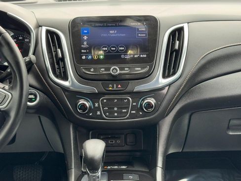 Used 2023 Chevrolet Equinox Premier FWD image 16