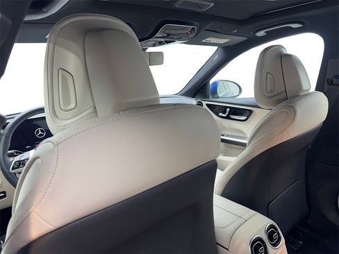 Used 2023 Mercedes-Benz C 300 C 300 NAV,CAM,PANO,HTD STS,BLI image 34