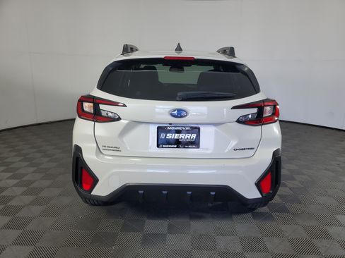 Used 2025 Subaru Crosstrek 2.5i Premium AWD/4WD image 5