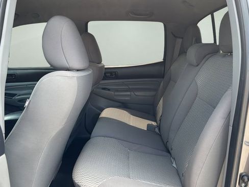 Used 2015 Toyota Tacoma 4x4 Double Cab w/ SR5 Package image 14