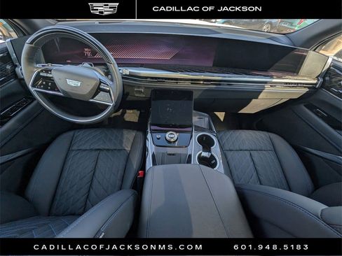 New 2025 Cadillac Escalade IQ Luxury 1 w/ Smart Trailering package image 7
